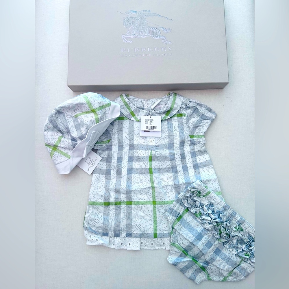 Burberry Baby 12 mo matching set